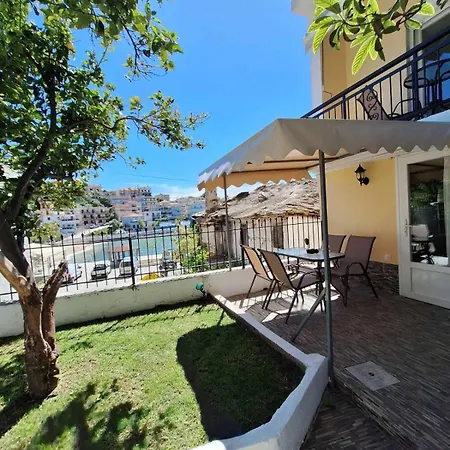 Minos Casa de Férias *