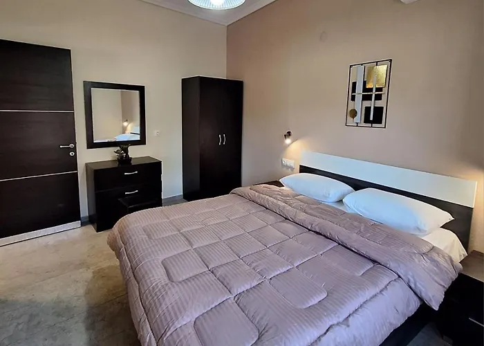 Minos Feriehus Skála Marión